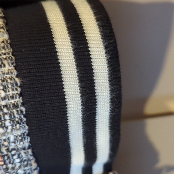 S. Oliver tweed bomber jacket. Size 8 - Picture 7 of 14